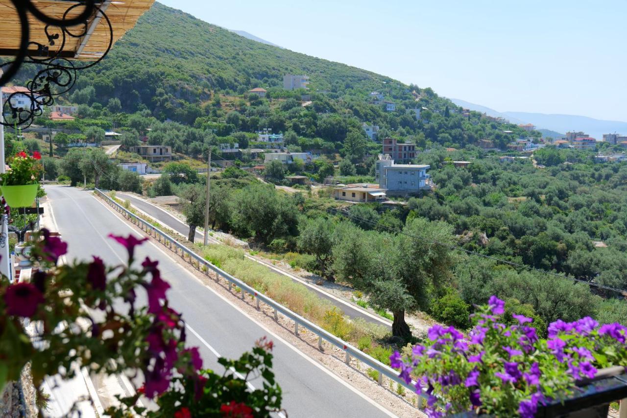 Vila Panorama Piqeras Bed & Breakfast Ngoại thất bức ảnh