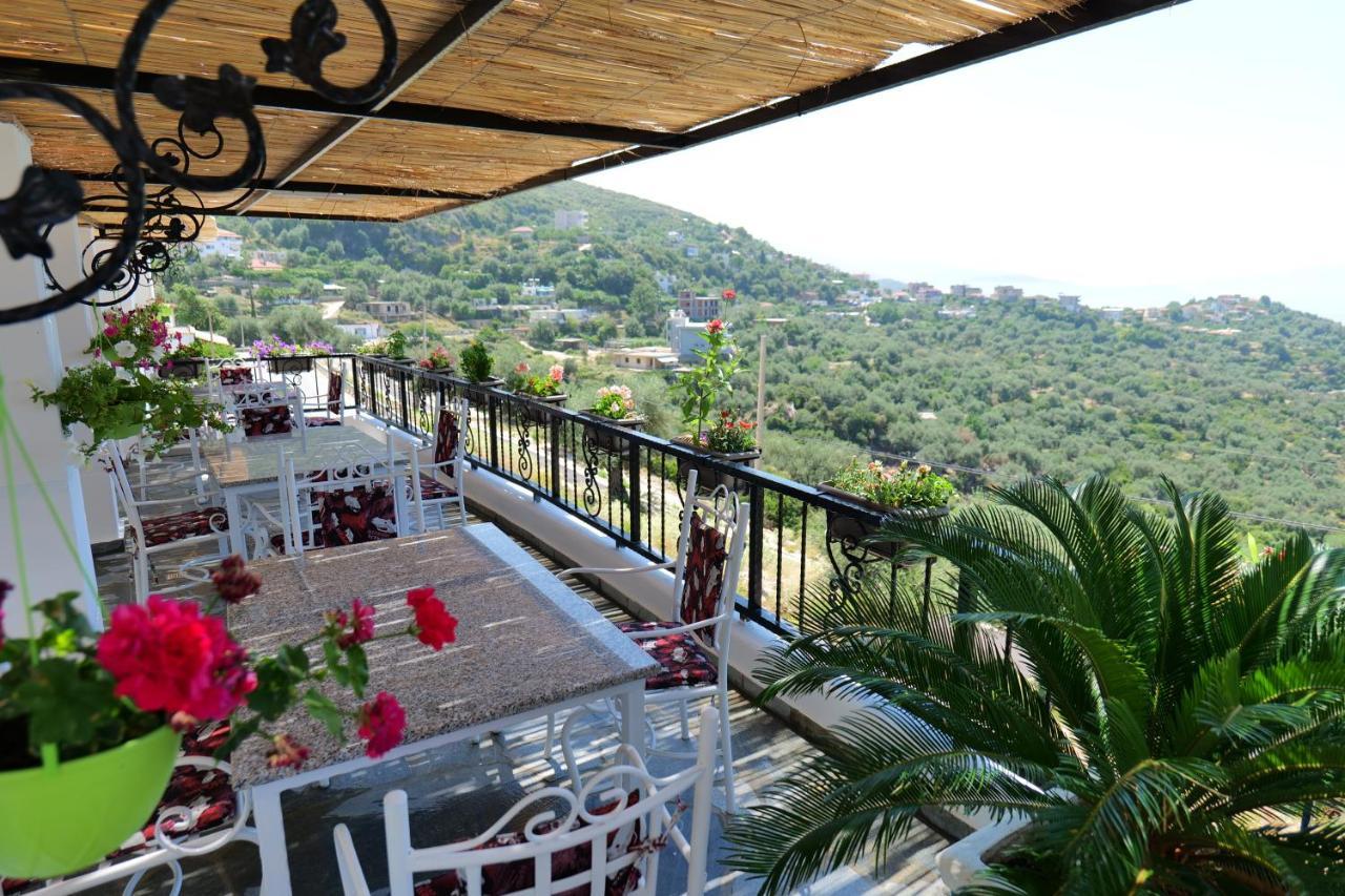 Vila Panorama Piqeras Bed & Breakfast Ngoại thất bức ảnh