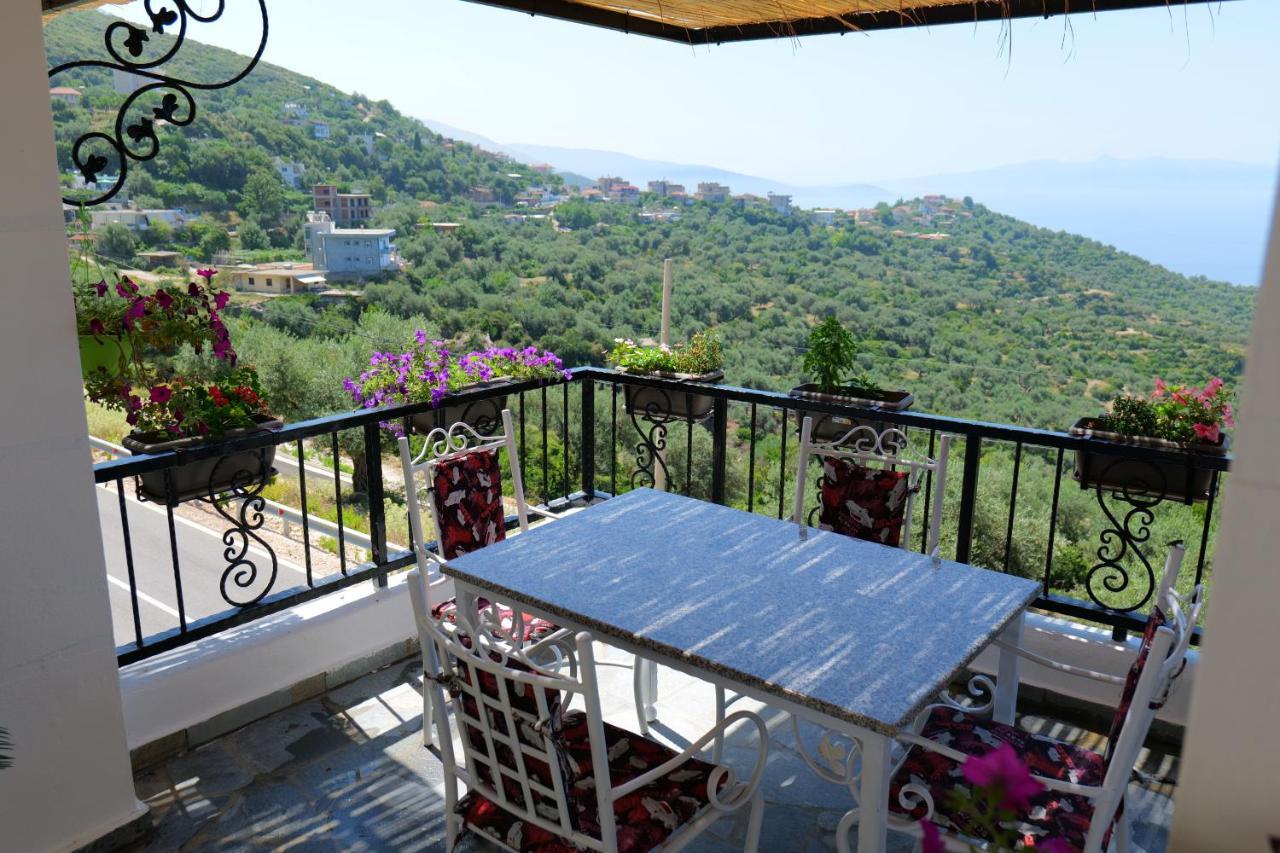 Vila Panorama Piqeras Bed & Breakfast Ngoại thất bức ảnh