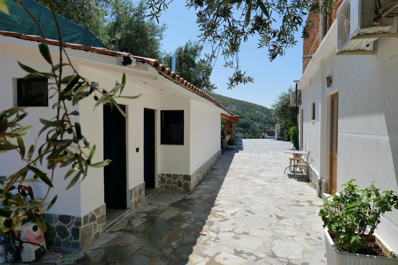 Vila Panorama Piqeras Bed & Breakfast Ngoại thất bức ảnh