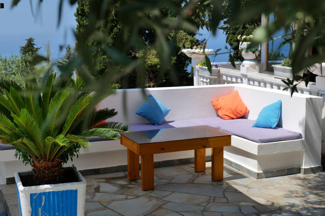 Vila Panorama Piqeras Bed & Breakfast Ngoại thất bức ảnh