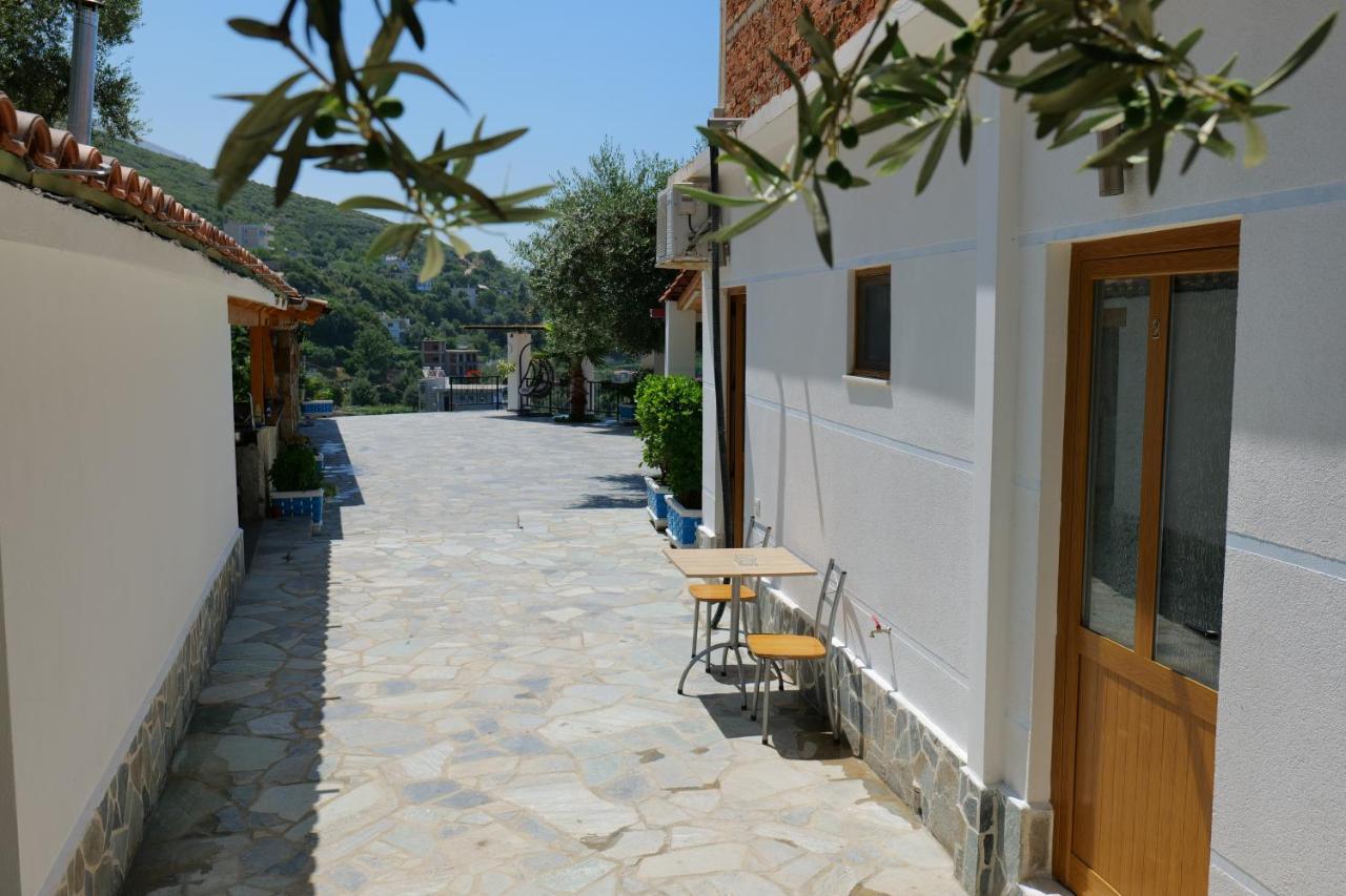 Vila Panorama Piqeras Bed & Breakfast Ngoại thất bức ảnh