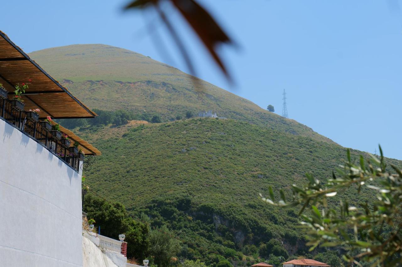 Vila Panorama Piqeras Bed & Breakfast Ngoại thất bức ảnh