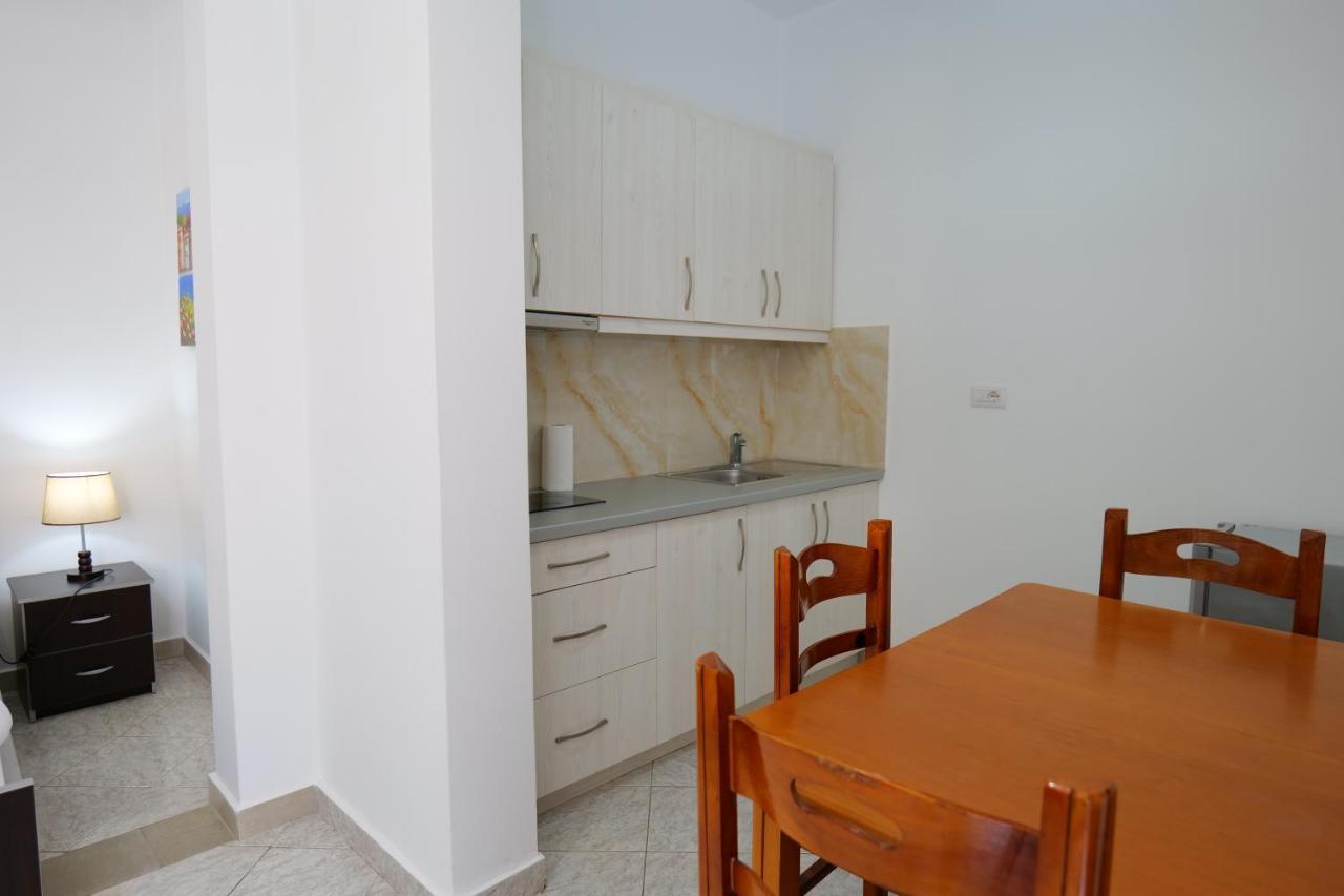 Vila Panorama Piqeras Bed & Breakfast Ngoại thất bức ảnh