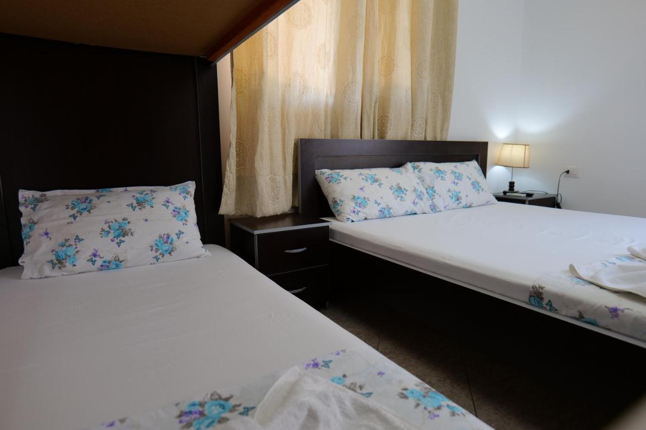 Vila Panorama Piqeras Bed & Breakfast Ngoại thất bức ảnh