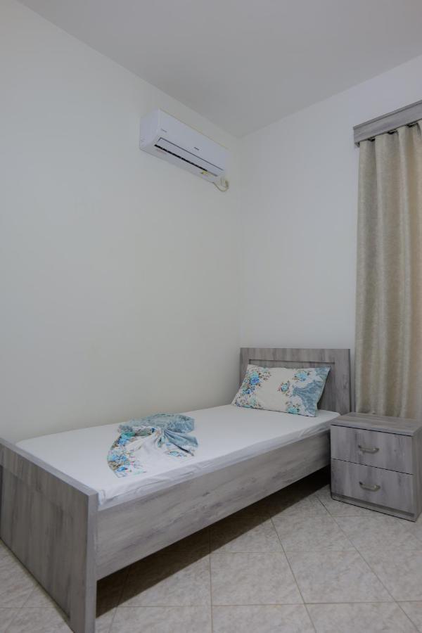 Vila Panorama Piqeras Bed & Breakfast Ngoại thất bức ảnh
